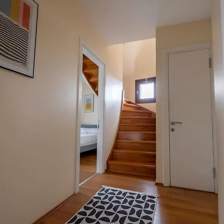 Duplex With Stunning Sea View, 3br, 2ba * 伊斯坦布尔